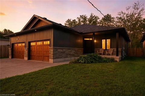 1053 Bay Street Port Rowan ON N0E 1M0