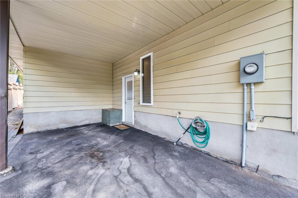 528 Fallingbrook Drive