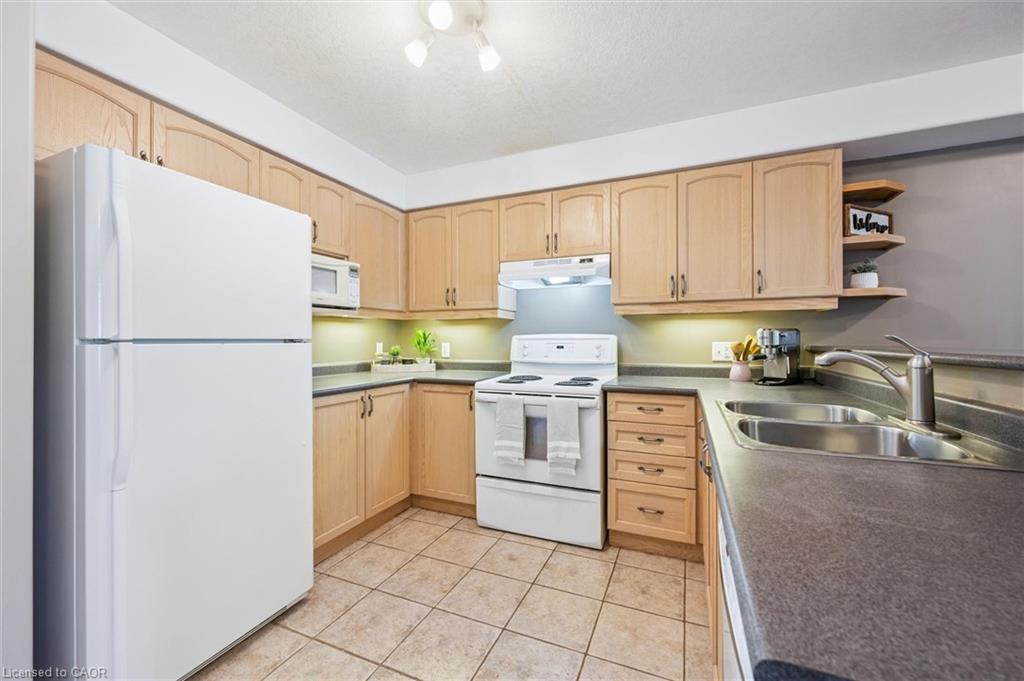 535 Windflower Crescent 54