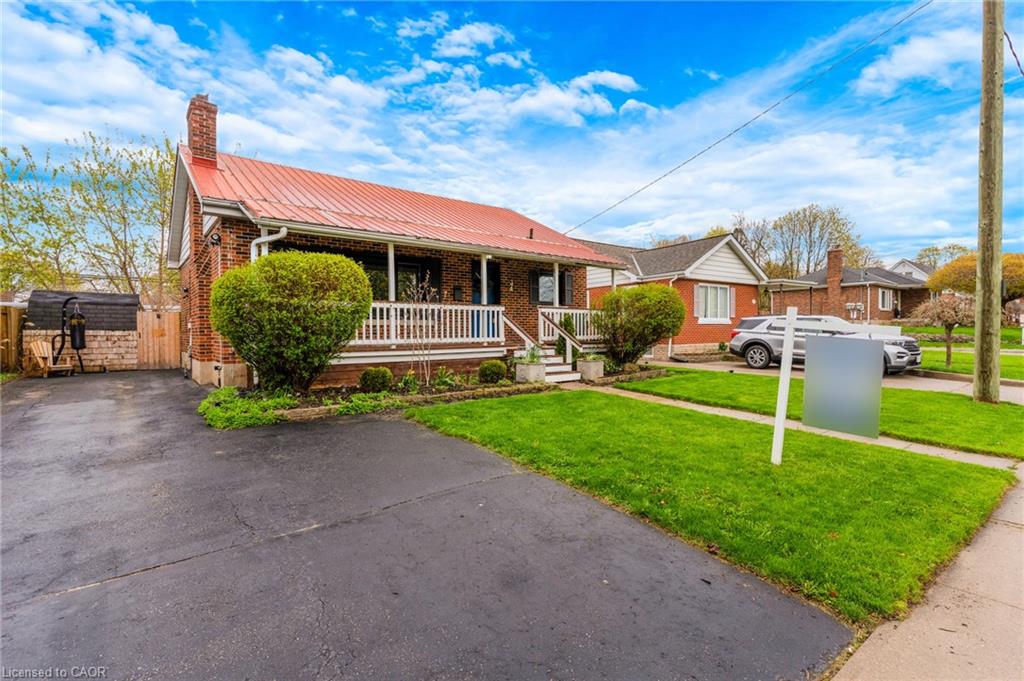 34 Christopher Drive