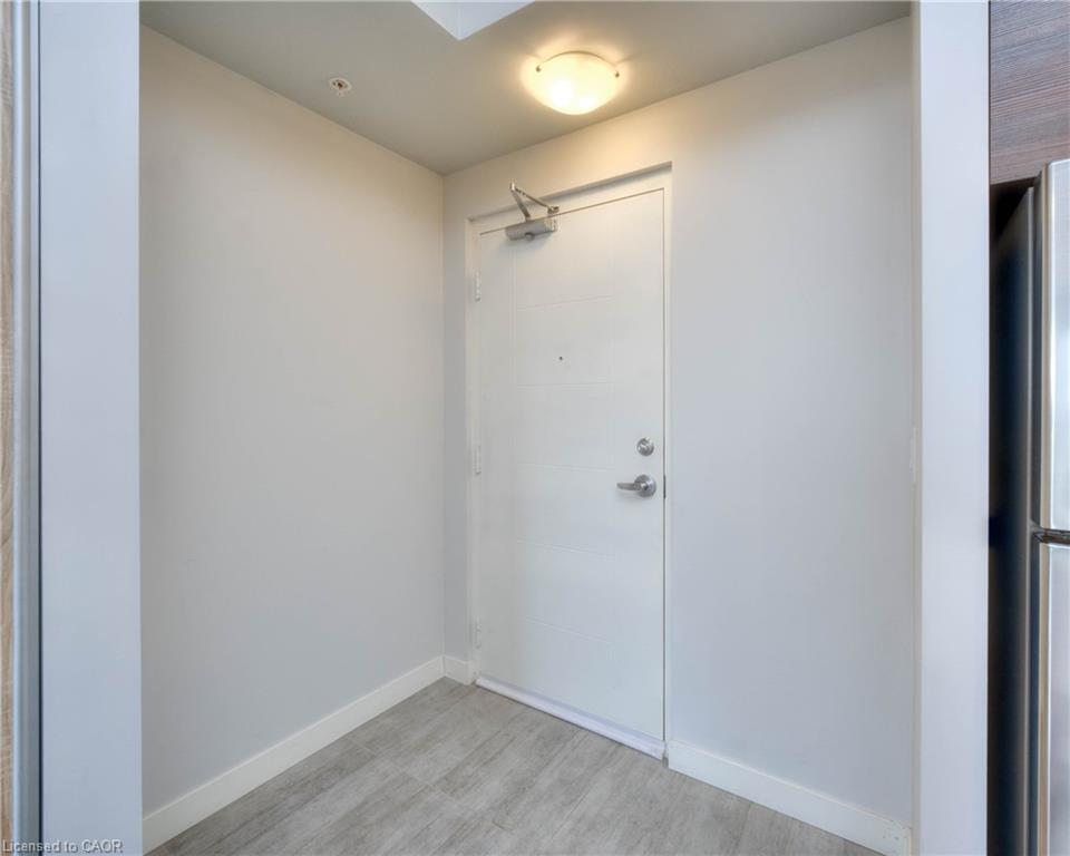 318 Spruce Street 808