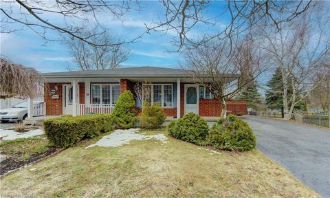 655 Jacob Lane B Waterloo ON N2V 2G9