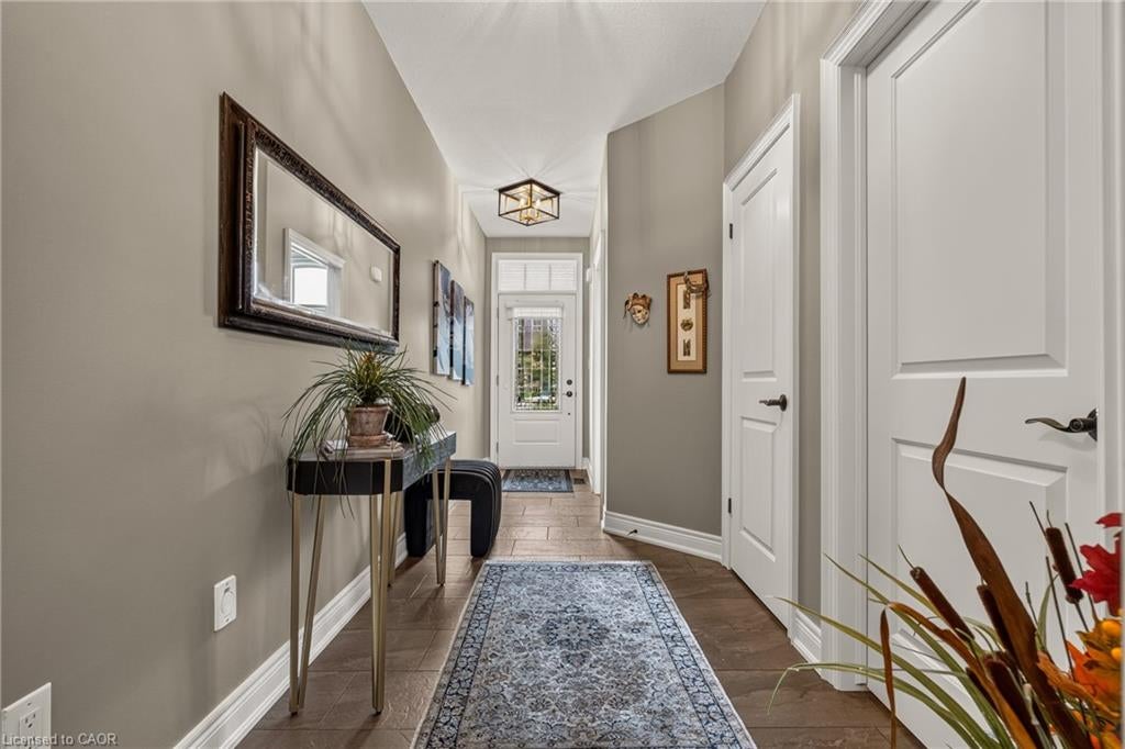 27 Stoneridge Crescent