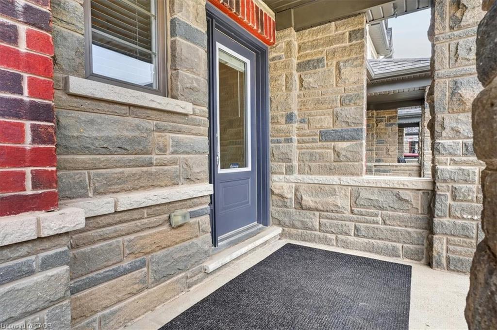 324 Equestrian Way 16