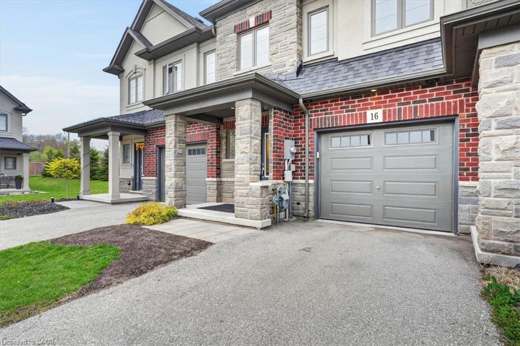 324 Equestrian Way 16