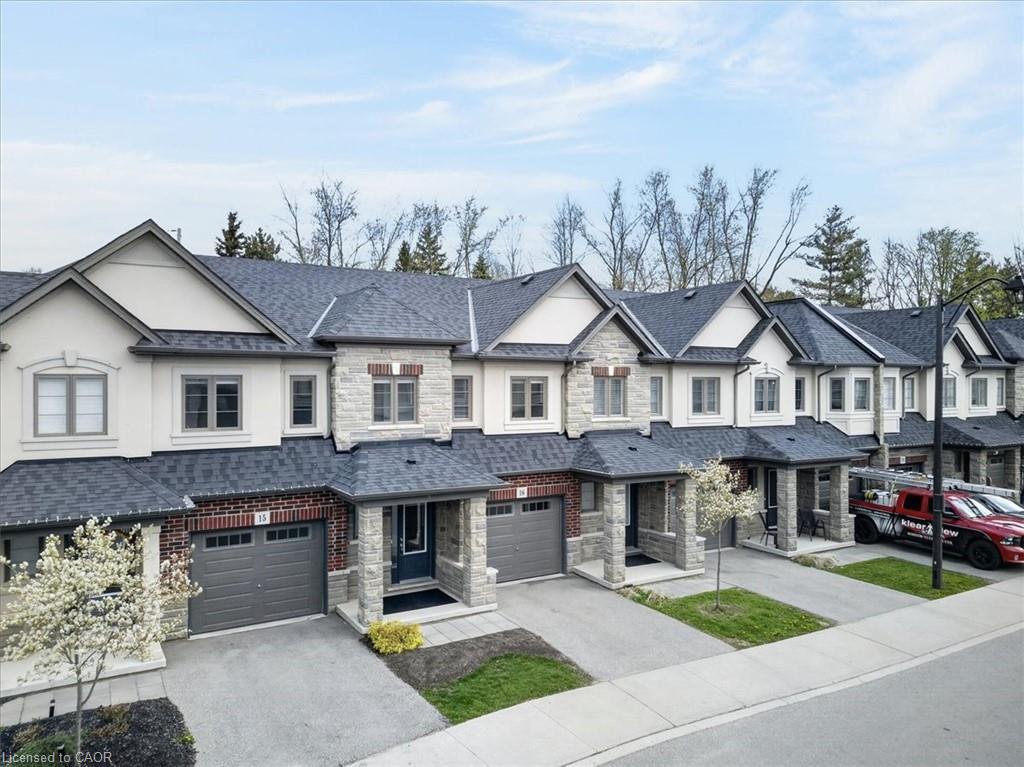 324 Equestrian Way 16