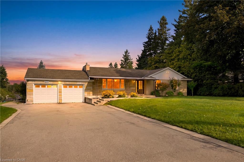 435 Parkside Drive