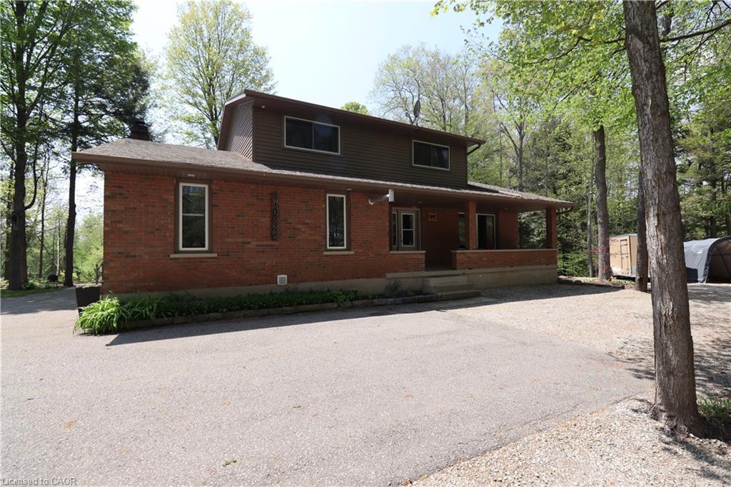 1814 Nafziger Road