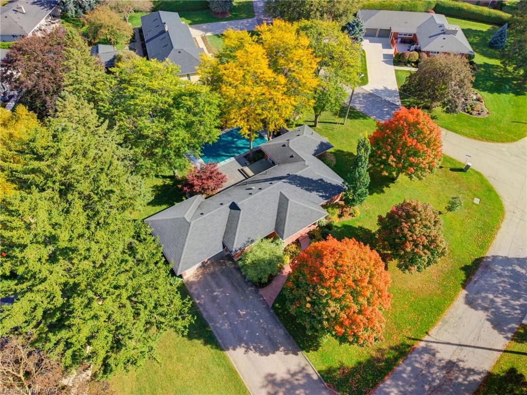 33 Jackson Crescent
