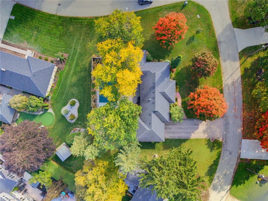 33 Jackson Crescent