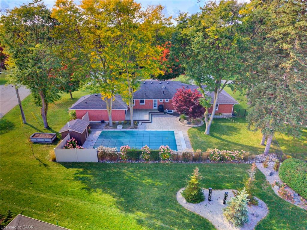 33 Jackson Crescent