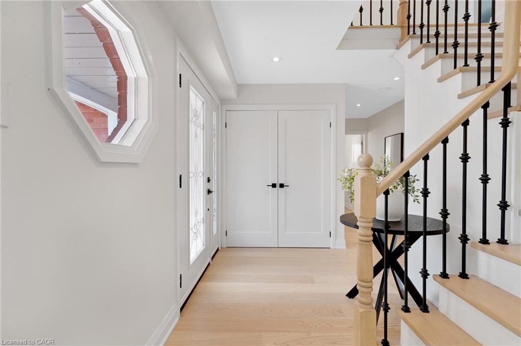 62 Glenvalley Drive