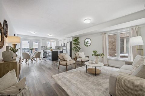 205 West Oak Trail 26 Kitchener ON N2R 0R9