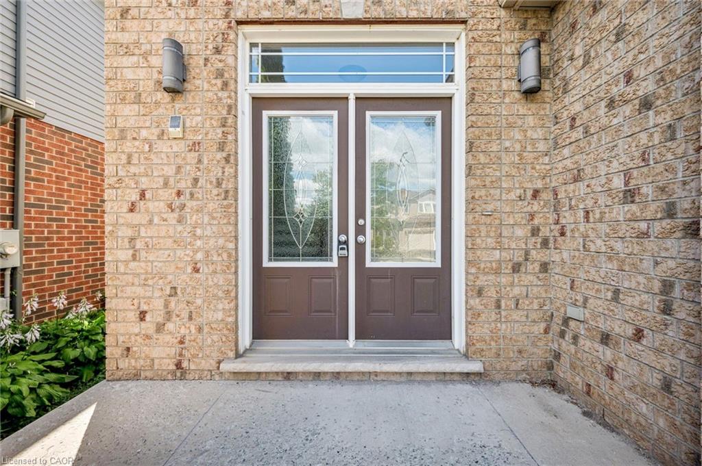 909 Pebblecreek Court