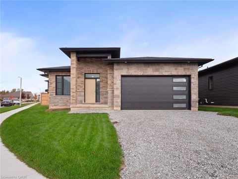 118 Willowbrook Drive Welland ON L3C 0G2