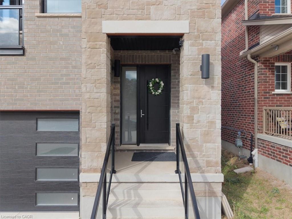 657 Benninger Drive