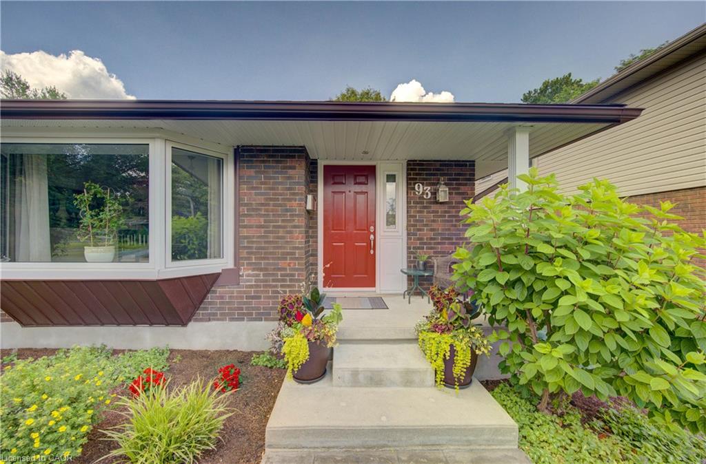 93 Briargate Drive