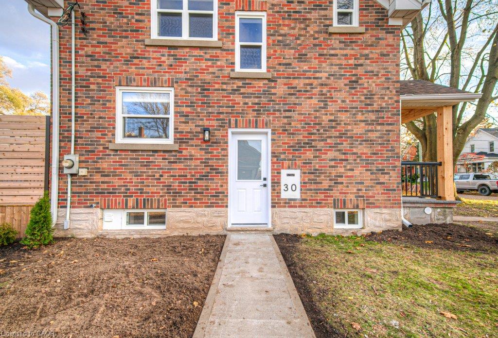 30 Dunbar Road S