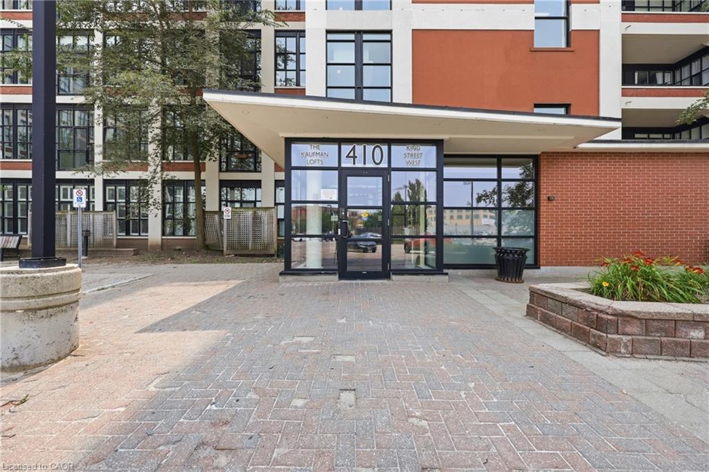 410 King Street W 307