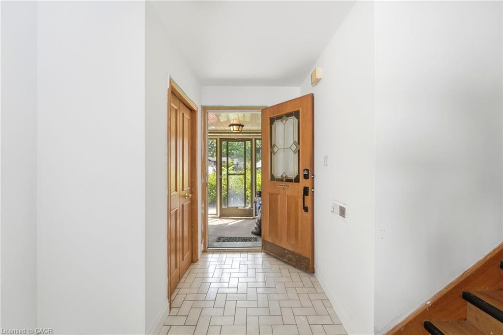 58 Tupper Crescent