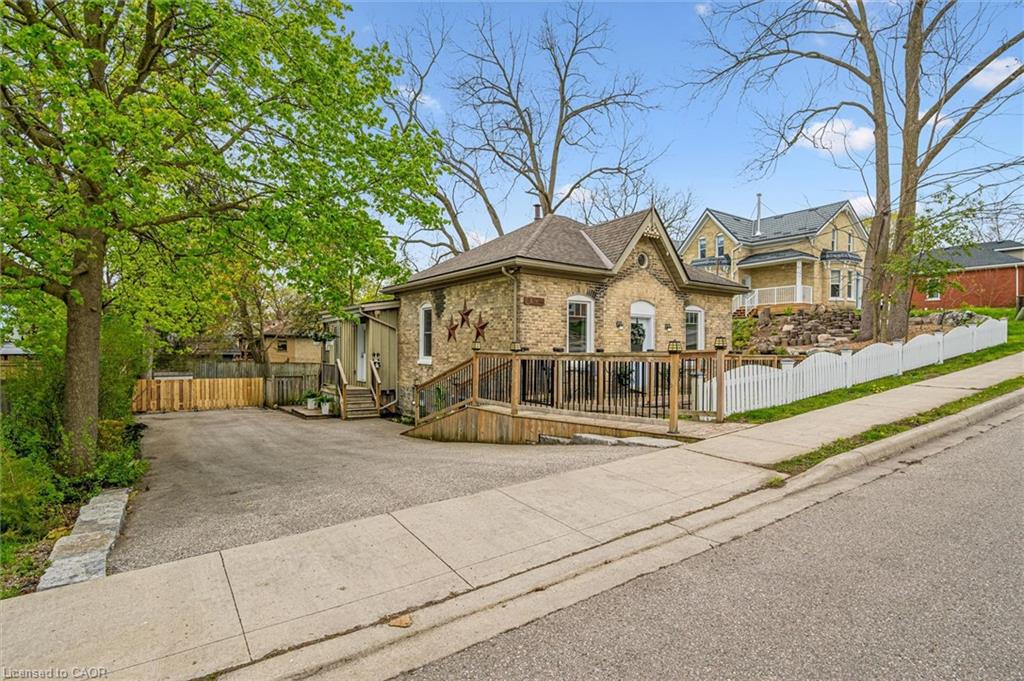 41 Crombie Street