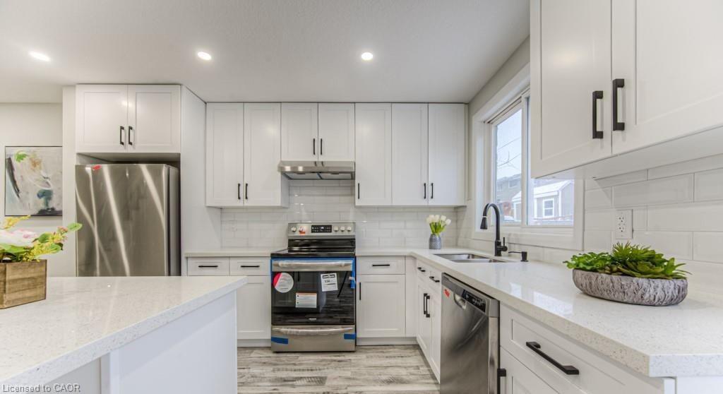 152 Overlea Drive