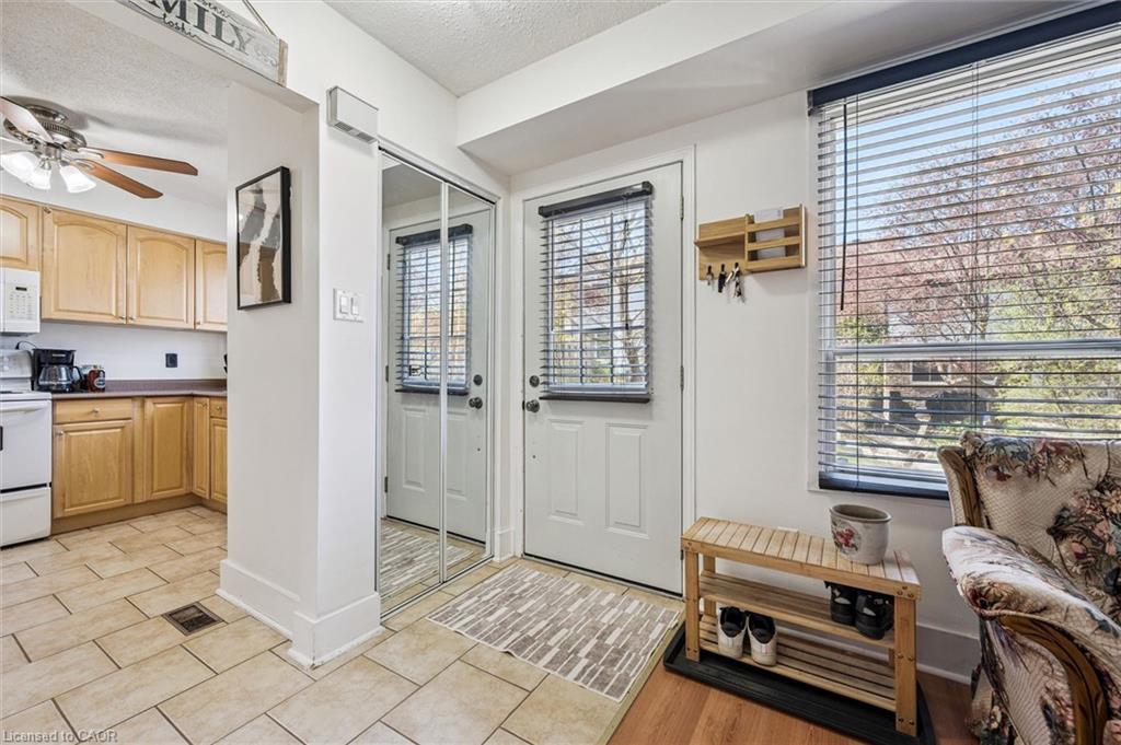 385 Pioneer Drive 5