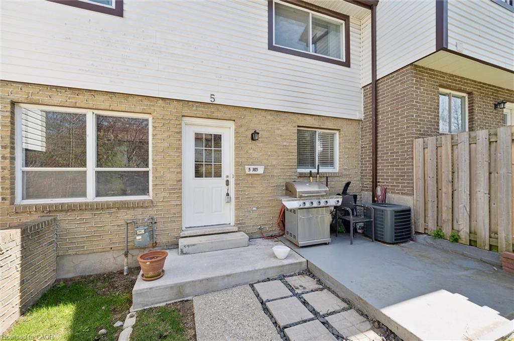 385 Pioneer Drive 5