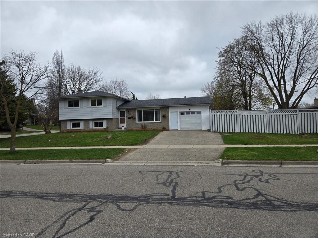 261 Overlea Drive