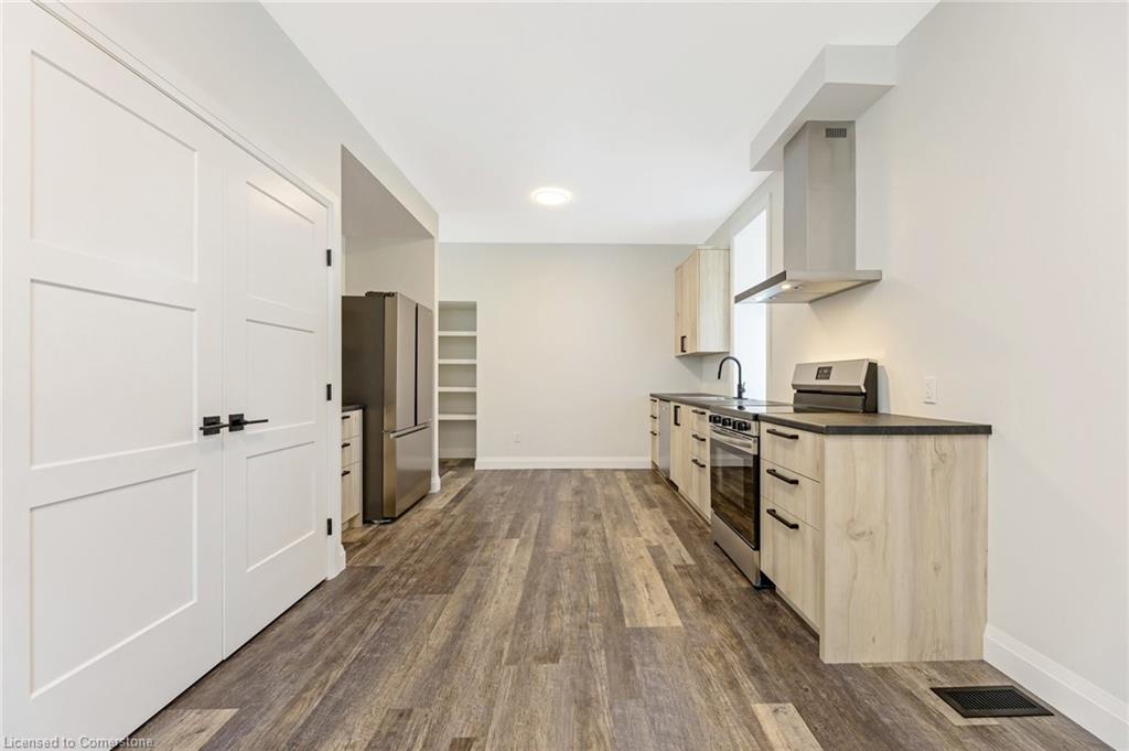33 Islington Avenue