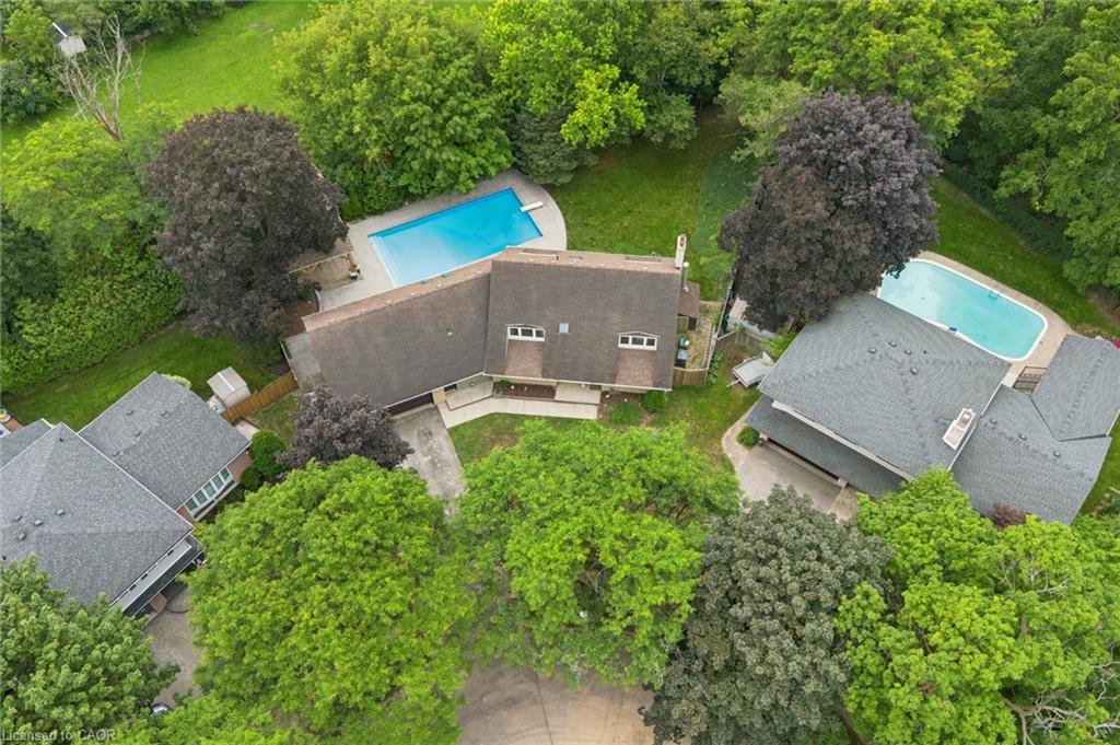 8 Berkley Place
