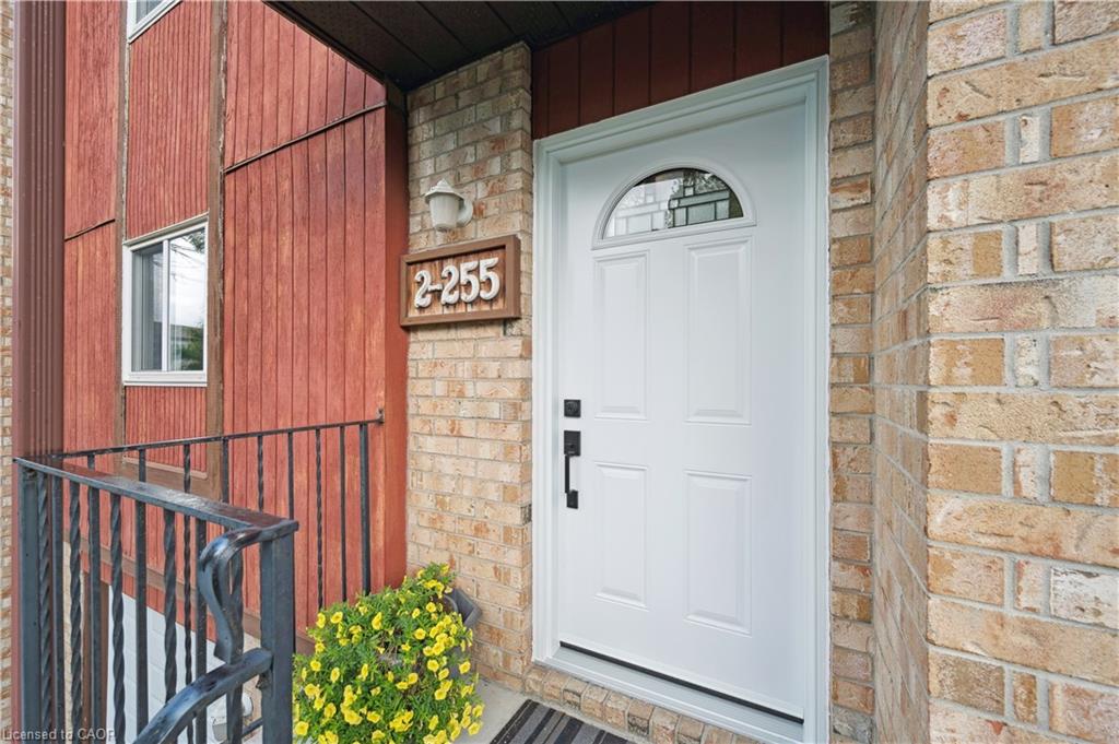 255 Camelot Court 2