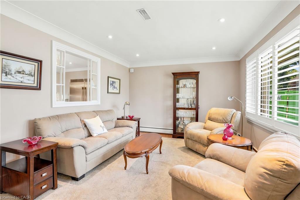 6 Stewart Drive