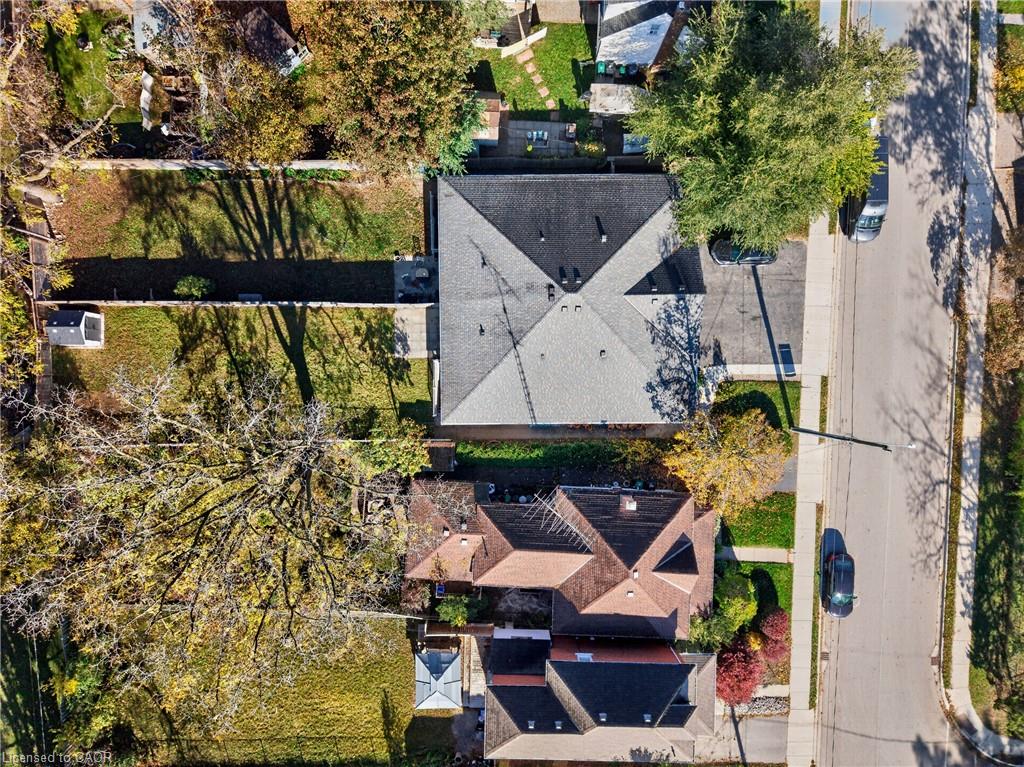 12 Tait Street