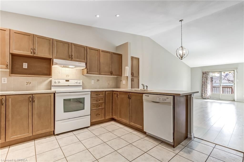 19 Hanlon Place 15