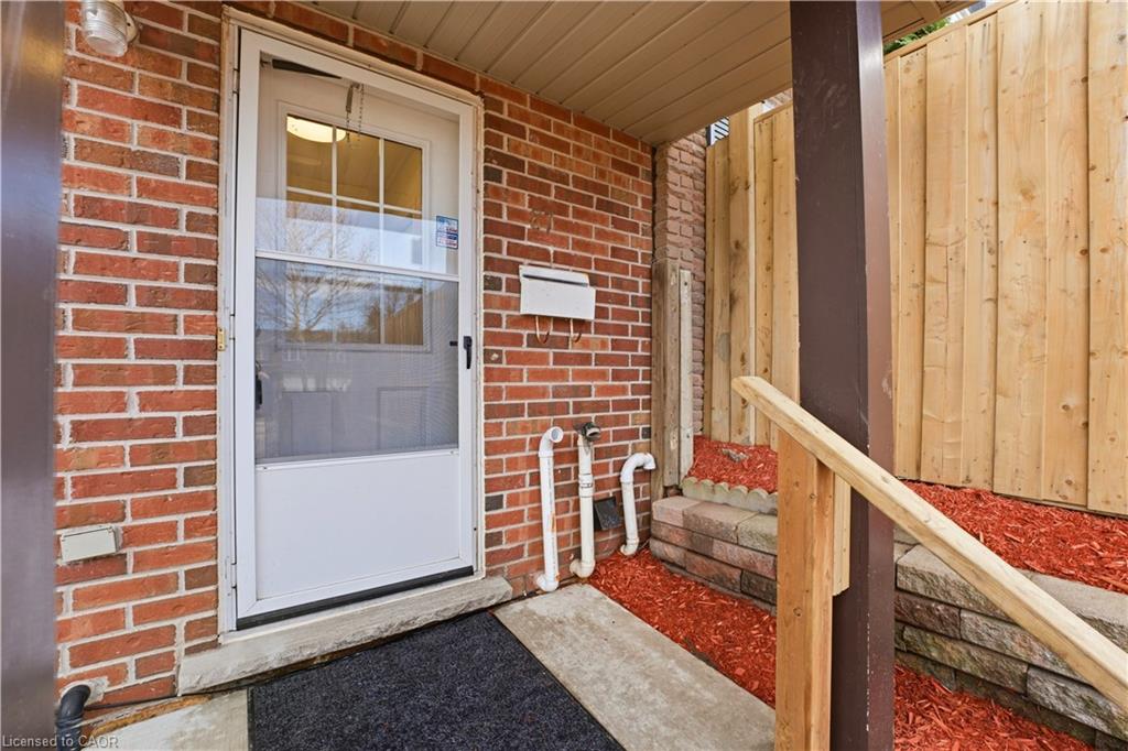 87 Ralgreen Crescent