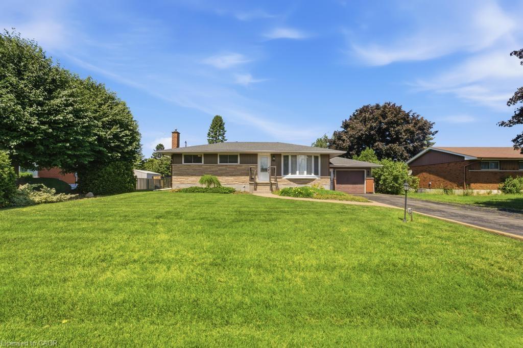 41 Oriole Crescent