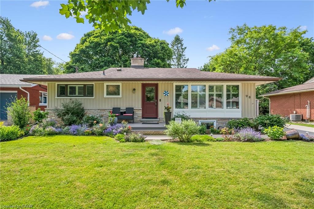 98 Stonybrook Drive