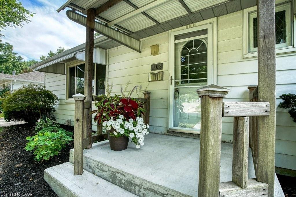 102 Kribs Street