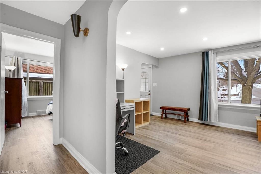102 Kribs Street