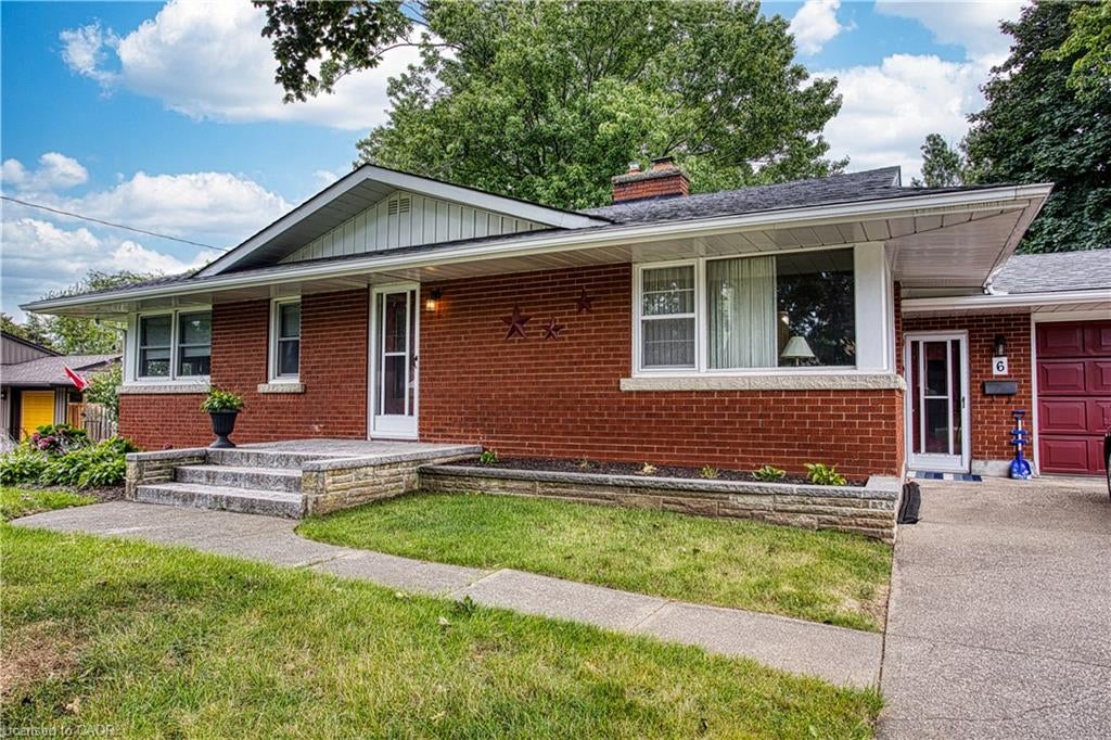 6 Cherrywood Avenue