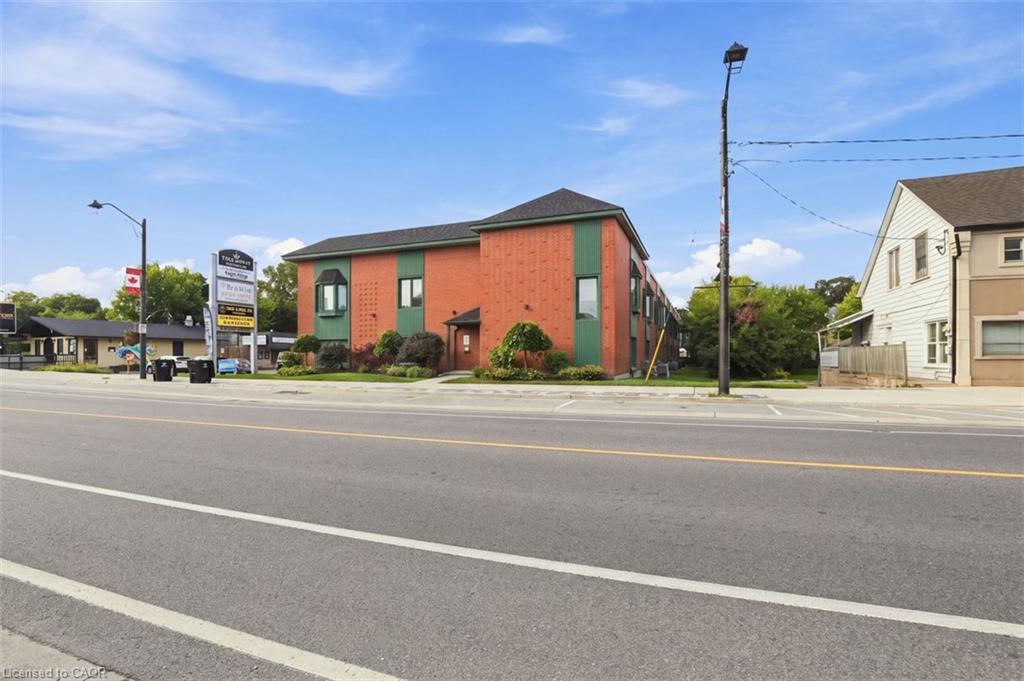 1009 Queenston Road 217