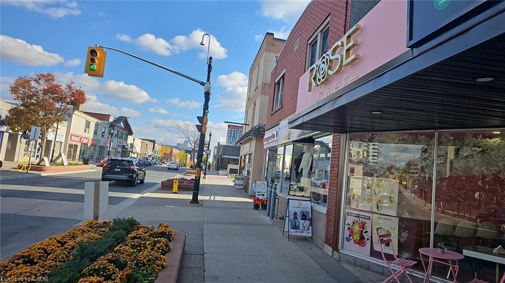 185 King Street E