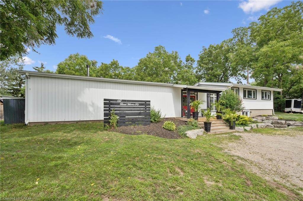 647 Brant-Waterloo Road