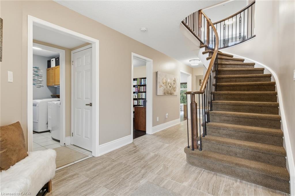 196 Harwood Road