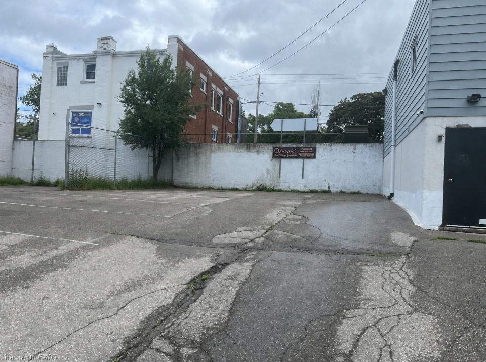 745 King Street E