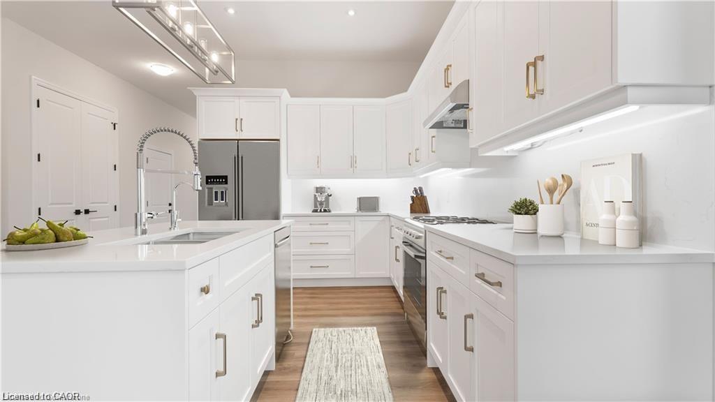 255 Ladyslipper Drive