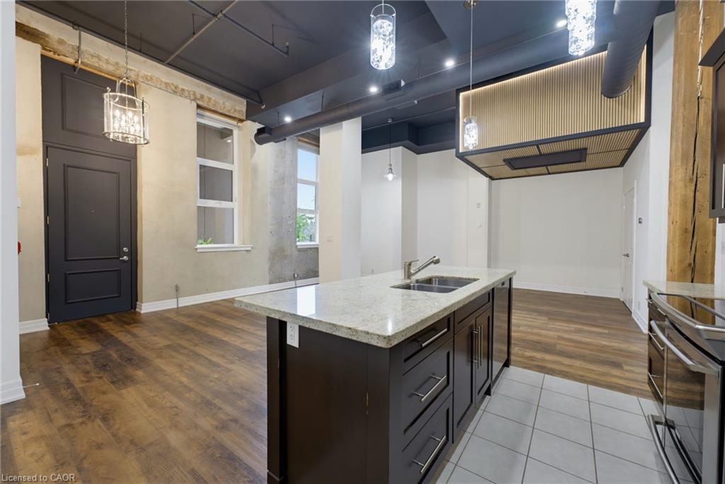 25 Concession Street 111
