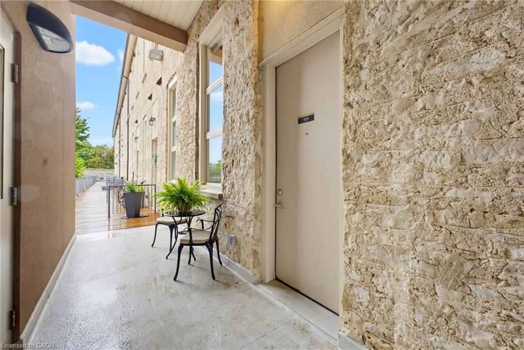 25 Concession Street 111