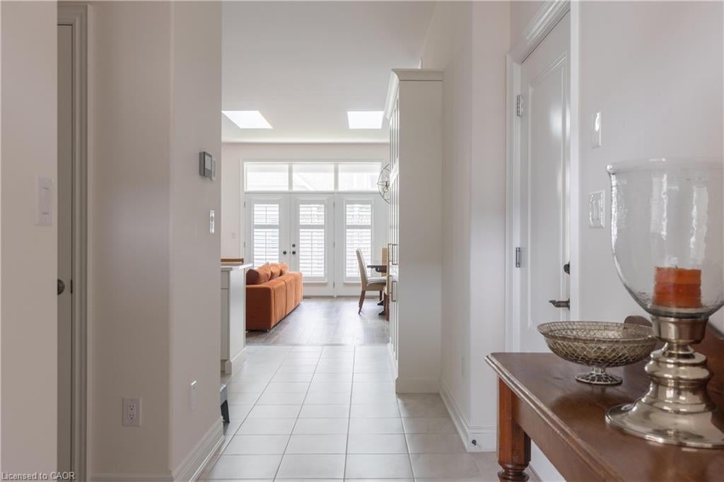 21 Sassafras Row
